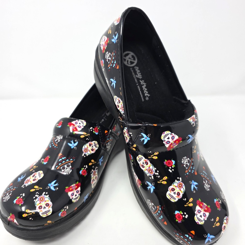 Easy Street Laurie Clog Shoes Womens 10W Black Sugar Skull Patent Slip Resistant